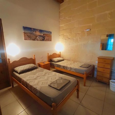 Margerita Farmhouse Qrendi エクステリア 写真