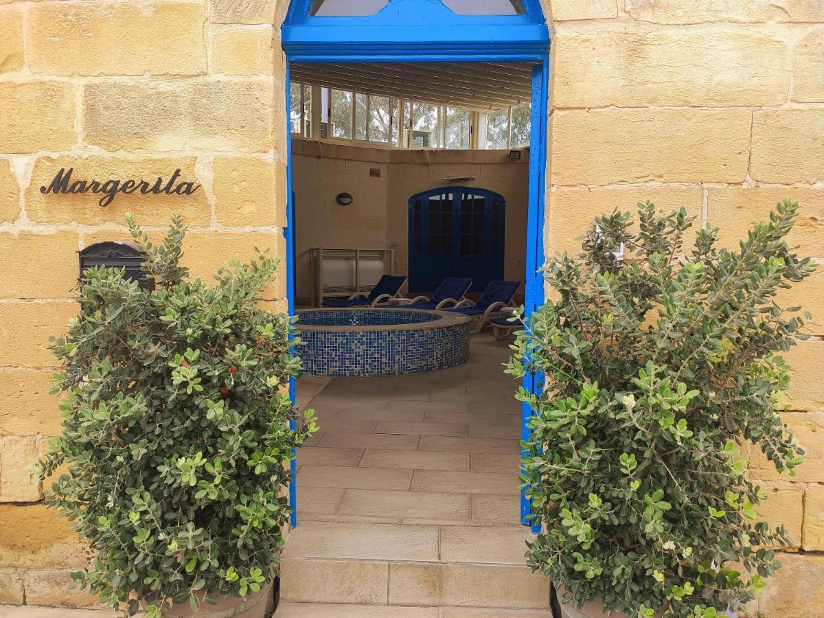 Margerita Farmhouse Qrendi エクステリア 写真